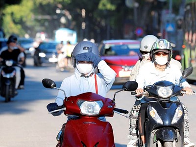 Thời tiết hôm nay 24.6: Hà Nội có nơi trên 40°C, TP.HCM đón mưa lớn