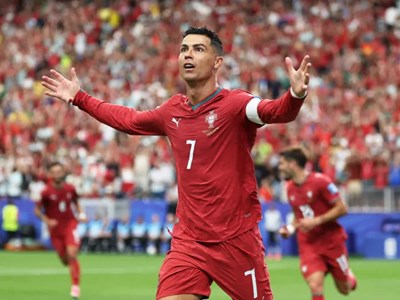 Lịch thi đấu World Cup 2026 ngày 3.7: Vé trao tay Ronaldo và Yamal?