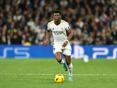 Tin chuyển nhượng 25.7: MU nhắm Tchouaméni, Dortmund bị Cologne khước từ