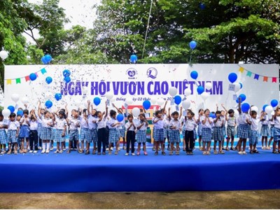 Hành trình 50 năm vun đắp nền tảng cho thế hệ Việt Nam khỏe mạnh hơn
