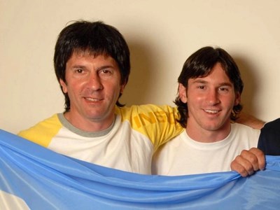 Messi viết tâm thư xúc động tưởng nhớ bố