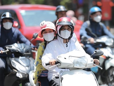 Thời tiết hôm nay 17.8: Bắc Bộ ngày nắng, Nam Bộ mưa to