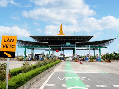 VETC dừng thu phí dịch vụ, hàng triệu tài xế hưởng lợi