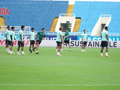 Tuyển Thái Lan vui vẻ tập luyện, không áp lực trước trận chung kết lượt về ASEAN Cup 2026