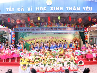 Trung thu yêu thương đến với thiếu nhi khắp mọi miền