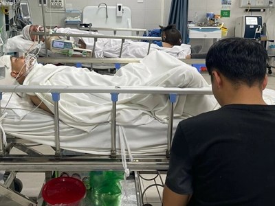 Hàng trăm ca cấp cứu do pháo nổ trong 8 ngày Tết