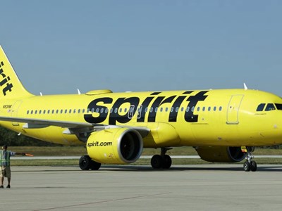 Các hãng bay giá rẻ Mỹ muốn giảm thuế khi giá nhiên liệu tăng