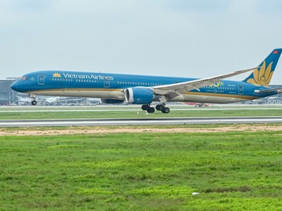 Cao điểm 30.4 - 1.5: Hàng loạt đường bay du lịch “cháy vé“