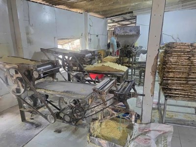 Lò mì tươi tẩm hóa chất: Hàng nghìn tấn “thức ăn độc” ra thị trường