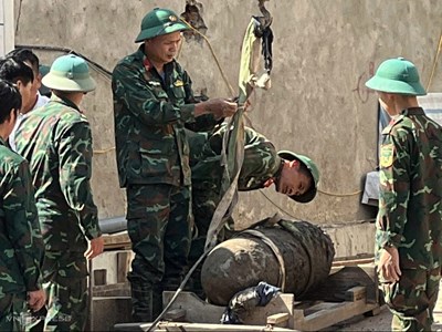Hải Phòng: Di dời quả bom nặng 300kg ra khỏi khu dân cư 