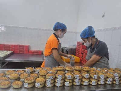 Nhớ hương vị bánh Trung thu truyền thống của người dân thành phố Cảng