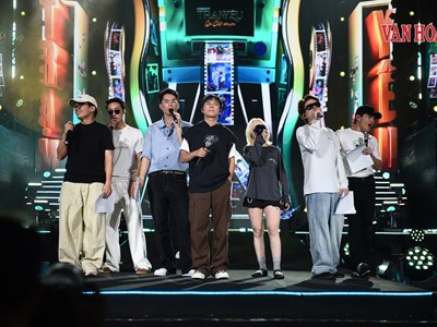 Dàn sao tất bật tổng duyệt cho đêm nhạc “Trạm Yêu concert 5“