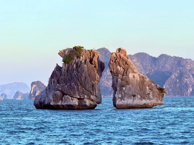 Quảng Ninh đón 18,8 triệu lượt khách 9 tháng, thu 56.400 tỉ đồng