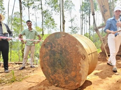 Trung Quốc phát hiện trống đồng cổ hơn 1.000 năm tuổi