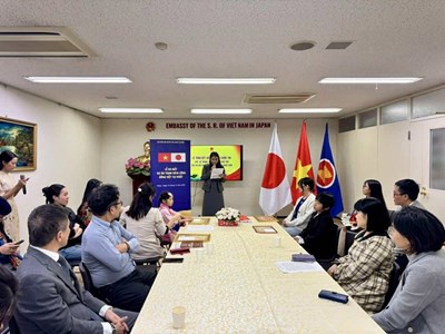 Trao giải cuộc thi “Kể chuyện, vẽ tranh, hát và đọc thơ về Bác Hồ với thiếu nhi” tại Nhật Bản