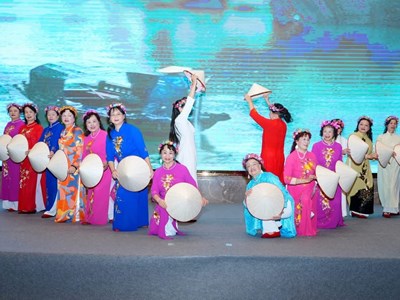 Tưng bừng chương trình “Xuân Quê hương 2026” tại Côn Minh