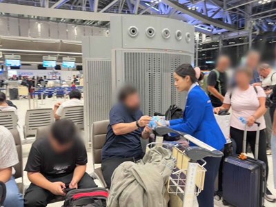   Thái Lan hỗ trợ hơn 40.000 du khách mắc kẹt trở về nước