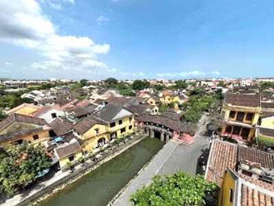 Về phố cổ Hội An