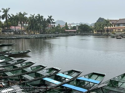 Ninh Bình tạm dừng đón khách du lịch bằng phương tiện thuỷ từ 13h ngày 21.7