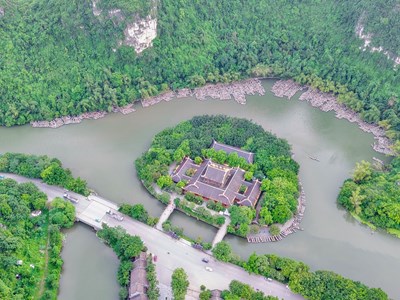 Dự án xây dựng 2 khu du lịch nổi tiếng ở Ninh Bình dính nhiều vi phạm