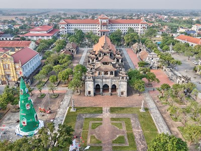 Không khí chuẩn bị đón Giáng sinh tại “Kinh đô công giáo Việt Nam“