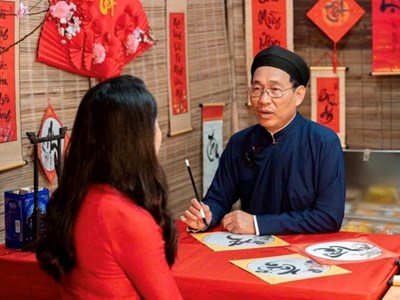 Ninh Bình: Đảm bảo Tết Bính Ngọ 2026 vui tươi, lành mạnh, an toàn