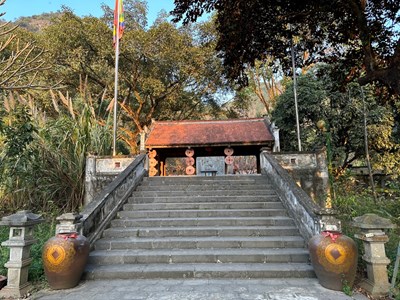 Đầu năm về nơi phát tích binh quyền của Đinh Tiên Hoàng Đế