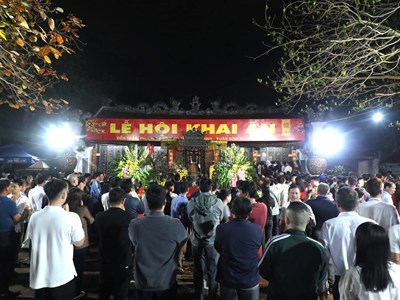 Ý nghĩa nhân văn của Lễ Khai ấn đền Trần