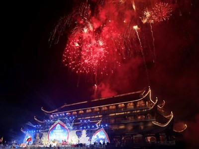 Ninh Bình: Bắn 600 quả pháo hoa tầm cao khai mạc Lễ hội Hoa Lư 2026