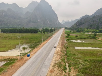 Cận cảnh “con đường di sản” nghìn tỉ nối liền Bái Đính – Tam Chúc