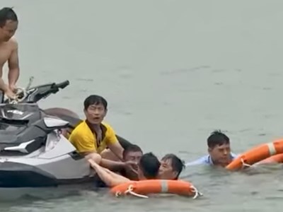 Màn trình diễn flyboard gặp sự cố tai nạn ở Ninh Bình