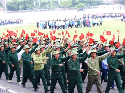 Người dân Điện Biên hăng say tập luyện hướng đến ngày Đại lễ