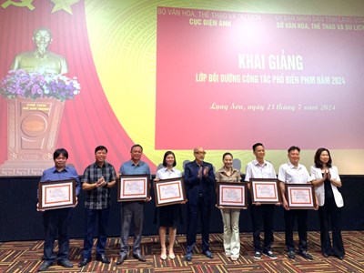 Bồi dưỡng công tác phổ biến phim năm 2024 