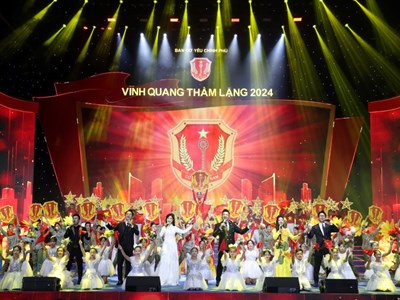 Ngân vang giai điệu ngợi ca những vinh quang thầm lặng