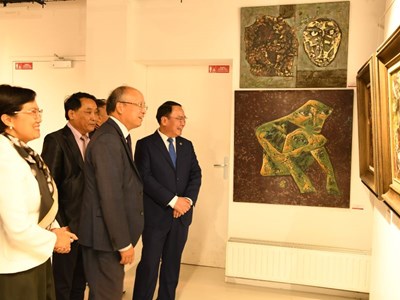 Quảng bá sơn mài Việt Nam trên đất Pháp