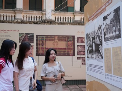 Sống lại ký ức “Năm cửa ô đón mừng đoàn quân tiến về…”