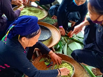 Lễ dâng cốm của người Tày Nghĩa Đô 