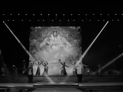 Đạo diễn Gen Z Đỗ Bảo Ngọc với “Cội nguồn tinh hoa hội tụ“