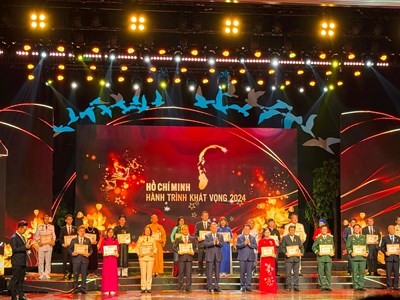 Truyền cảm hứng từ những điển hình tiêu biểu học tập và làm theo tư tưởng, đạo đức, phong cách Hồ Chí Minh