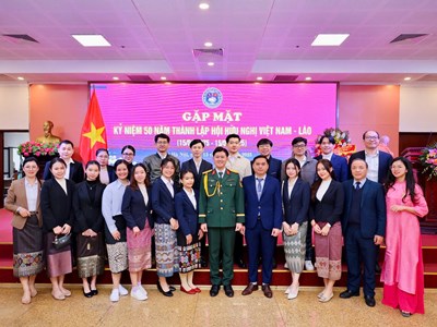  Âm nhạc truyền tải thông điệp về tình đoàn kết hai nước Việt- Lào