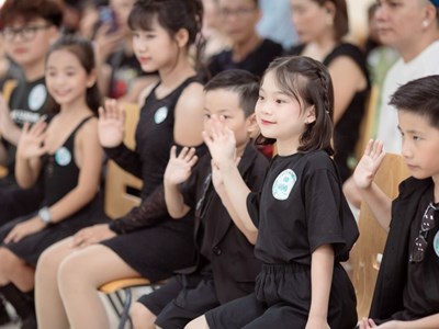 Sân chơi tìm kiếm gương mặt siêu mẫu nhí mới