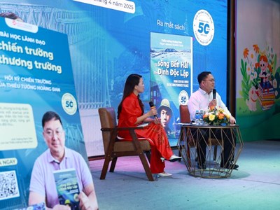 Những dòng hồi ký từ sông Bến Hải đến Dinh Độc Lập