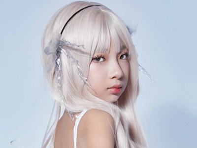 “Nàng tiên băng” và giấc mơ catwalk dưới ánh đèn White Palace