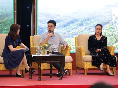 Đối thoại mới với quá khứ