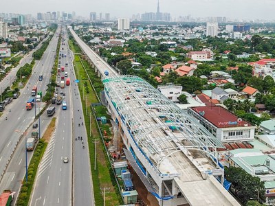 Dự kiến từ năm 2026 cấm đăng ký mới xe máy xăng ở trung tâm