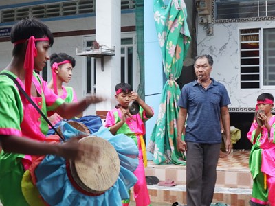 Chuyện một gia đình Khmer gìn giữ hồn dân tộc