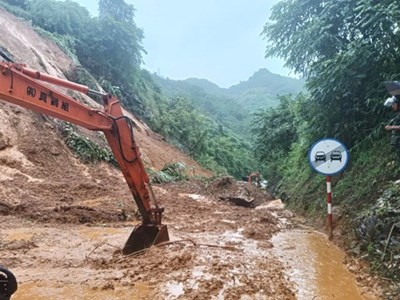 Nguy cơ tai nạn giao thông tại các tỉnh miền núi tăng cao sau mưa lũ