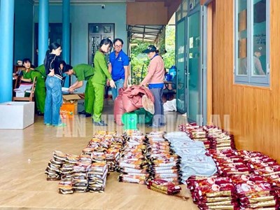 Tạm giữ hình sự Giám đốc và “người giúp sức” vụ sản xuất hàng tấn cà phê nghi giả ở Gia Lai