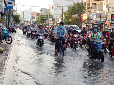 TP.HCM xây dựng “đô thị bọt biển” với giải pháp “sống chung với ngập“
