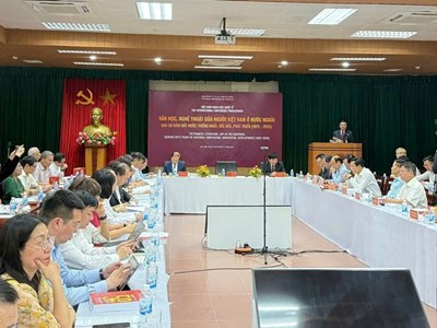 Chuyển động của văn học nghệ thuật Việt Nam 2025 nhìn từ văn hoá